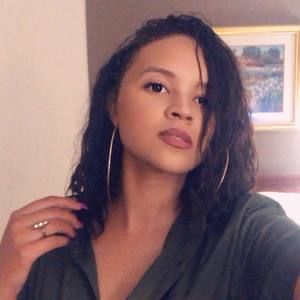 Meet your Posher, Lanier